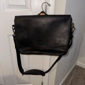 Portland leather laptop bag